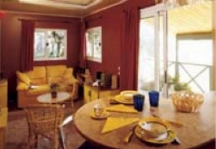 La Grande Tortue Otel Candé-sur-Beuvron Oda fotoğraf